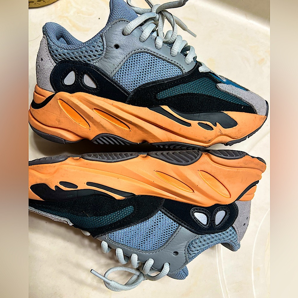 Adidas YEEZY YEEZY 700 "Wash Orange" sneakers